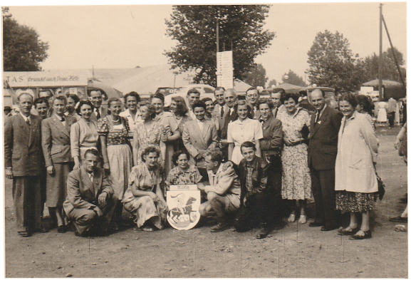 Treffen Köln 1953 gerade